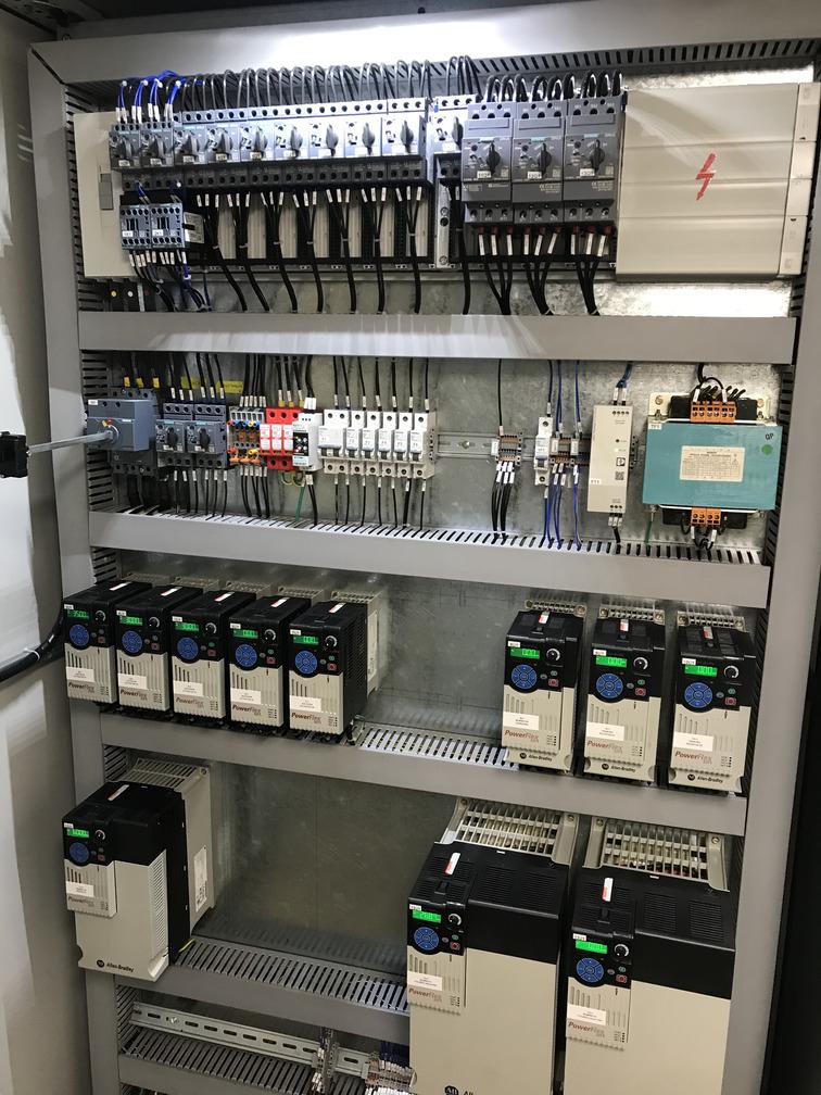 Montagem de Painéis