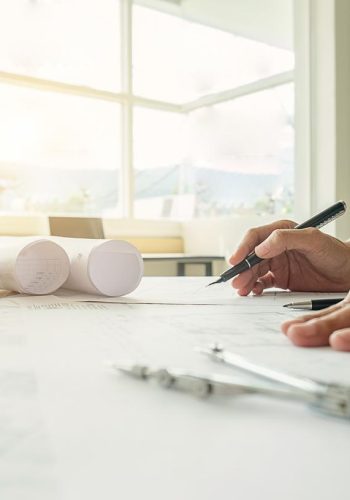 Desenvolvimento de projetos e diagramas elétricos